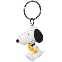 Plasticolor 004630R01 Peanuts Snoopy Holding Woodstock 3-Dimensional PVC Key Chain