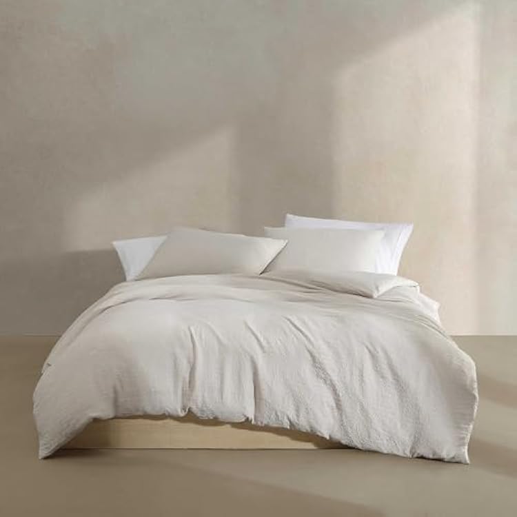Calvin Klein - Queen Duvet Cover Set, Soft Textured Bedding with Hidden Button Closure, Lightweight for Year Round Comfort, 3 Piece Bed Set with Matching Pillowcases Seersucker Beige