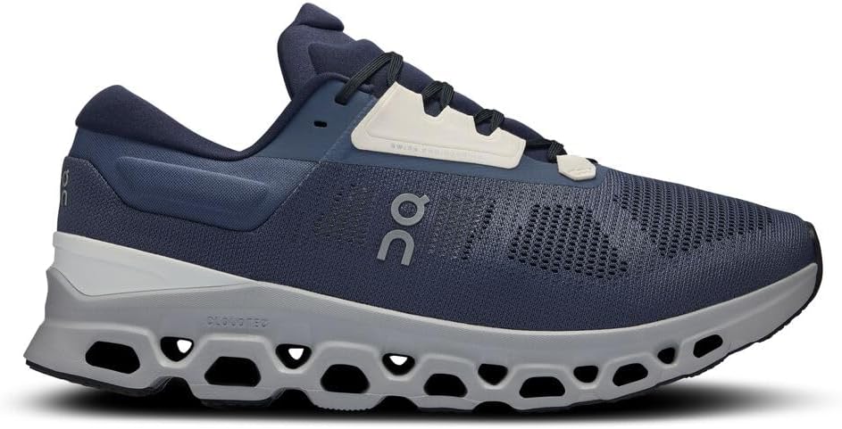 On Men's Cloudstratus 3Sneaker