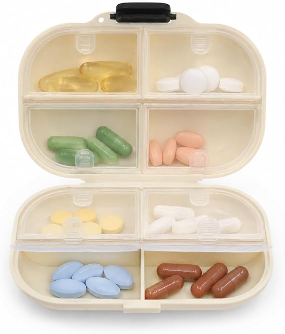 Orret Home 8 Bölmeli Kilitli Taşınabilir İlaç Kutusu, Plastik Seyahat Hap Kutusu, Günlük Vitamin Takviye Tablet Organizeri, Çanta Cep İçin Kompakt Bölmeli İlaç Saklama Kutusu 10x14 cm
