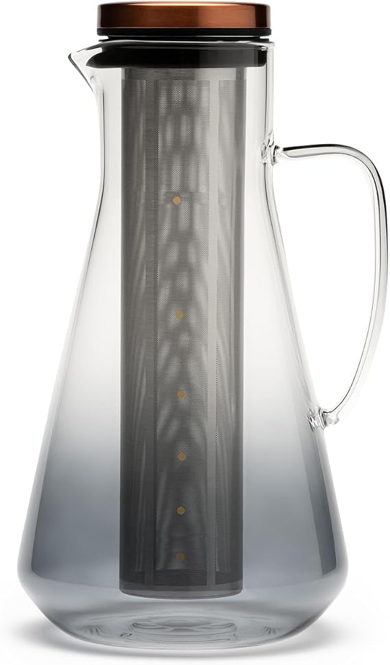 Sio Cold-Infusion Pitcher 54 fl oz / 1600 mL Borosilicate Glass Pitcher with Micro-Fine 316 Stainless Steel Strainer & Copper-Plated Lid, Includes Measuring Scoop