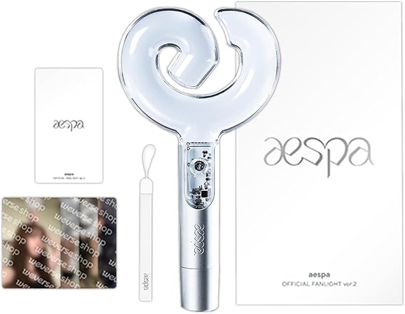 aespa OFFICIAL FANLIGHT Ver.2 + 1 Miniature Keyring