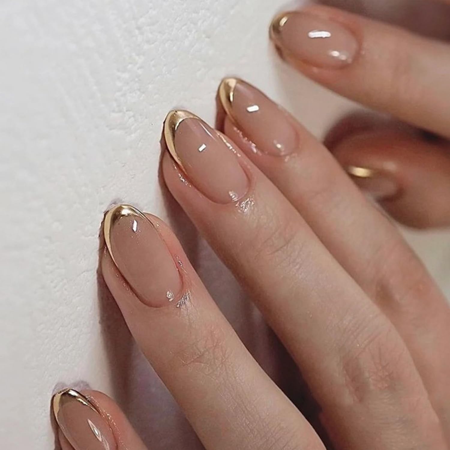 Gold French Tip Press on Nails Medium Oval Fake Nails Glossy Acrylic Glue on Nails Reusable Artificial Stick on Nails for Women