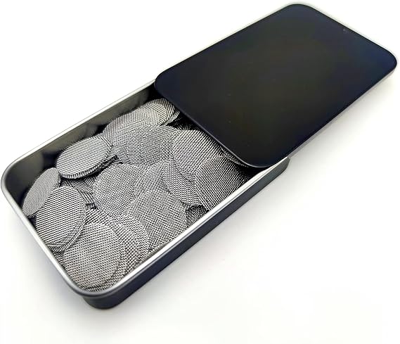 200 PCS 3/4 Pipe Screens, Stainless Steel Pipe Screen Filters 0.75 inch Metal Screens with Black Storage Box