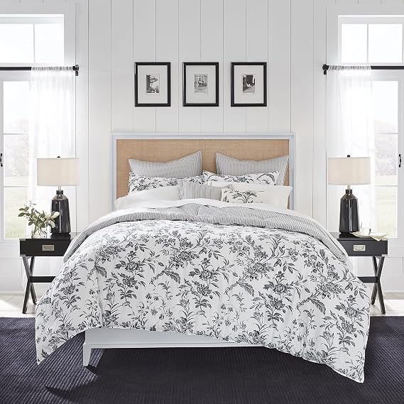 Laura Ashley - Queen Comforter Set, Soft & Reversible Cotton Bedding, Medium Weight 7 Piece Bed Set with Matching Pillowcases, Euro Shams & Bonus Throw Pillows (Amberley Black/White)