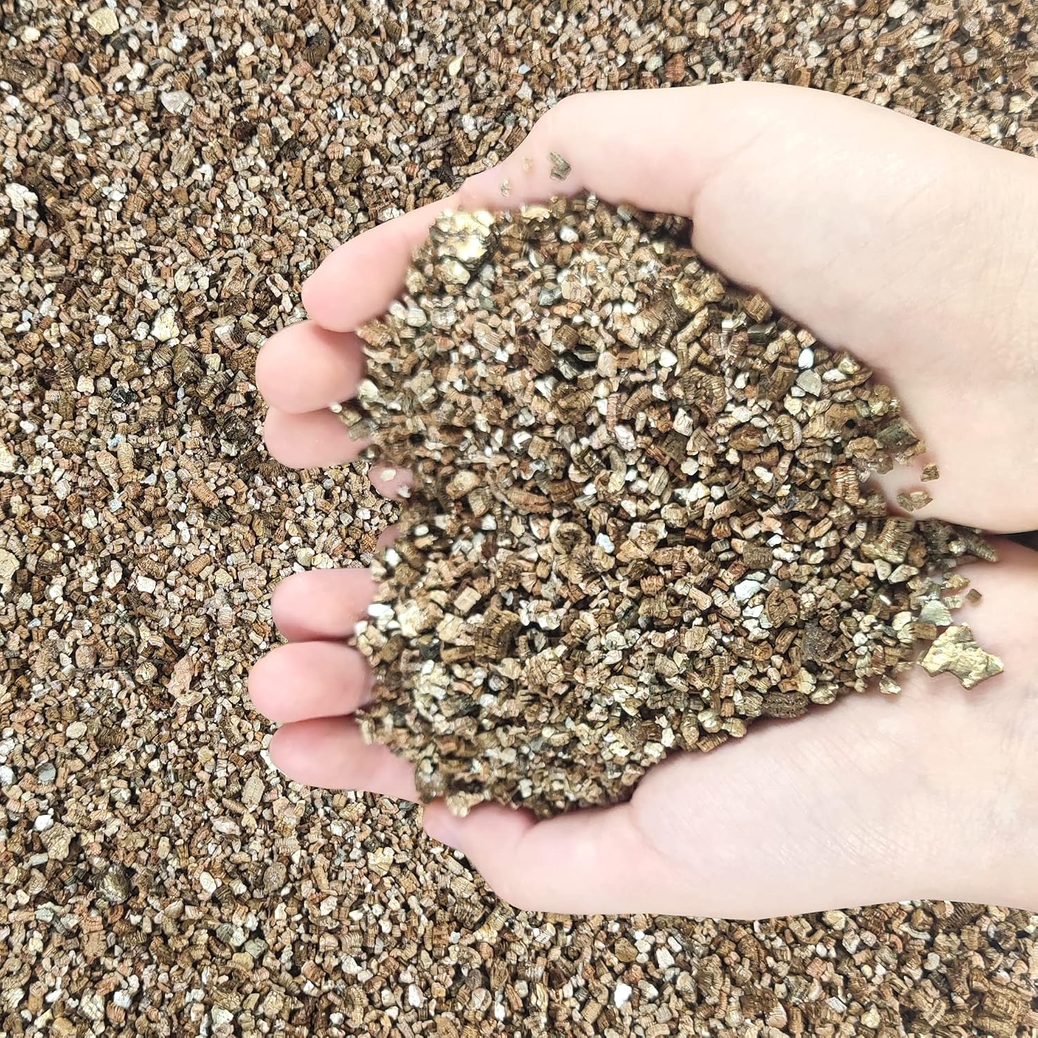 Voulosimi Organic Vermiculite Granules for Plants and Gardening (30QT, Vermiculite)